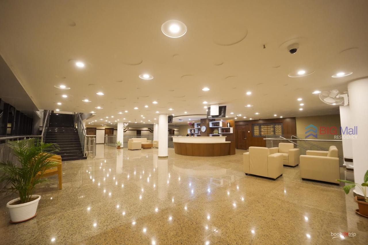 Hotel Bigmall Residency à Kannangad Extérieur photo