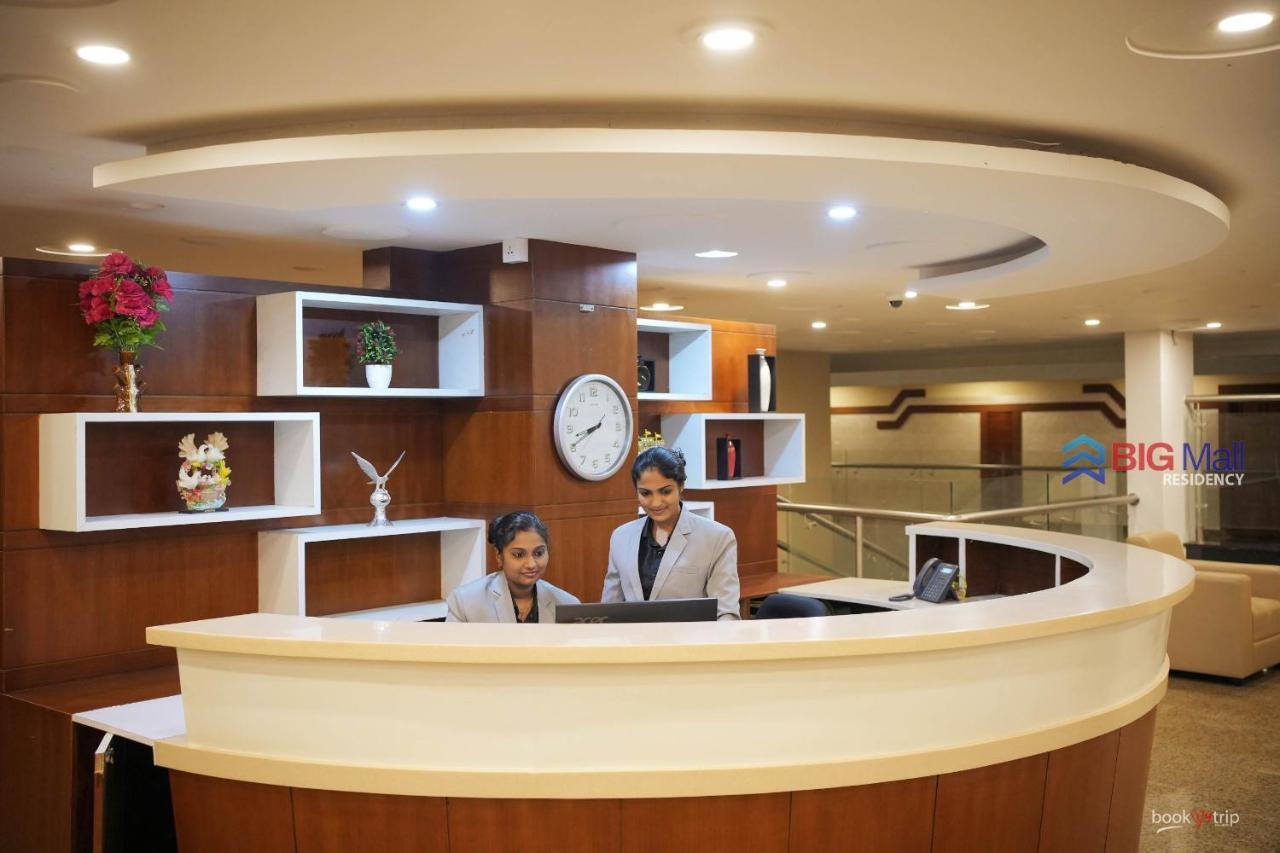 Hotel Bigmall Residency à Kannangad Extérieur photo